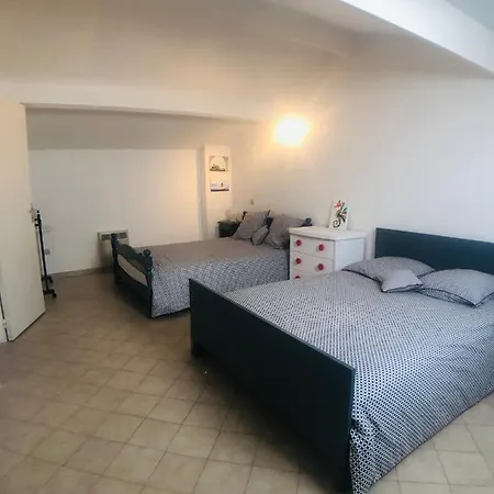 Apartment Bel Vue Mer - F3 Madonna